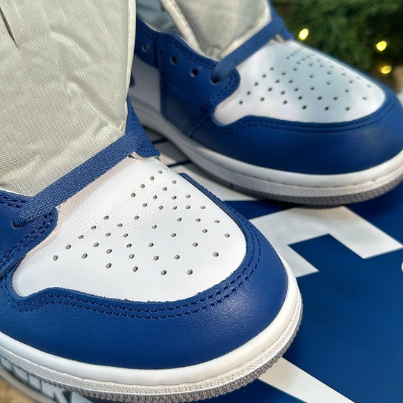 Nike Air Jordan 1 High True Blue - Picture 15 of 17